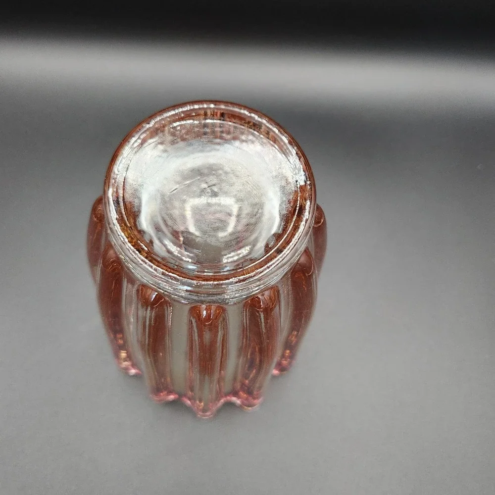 Vintage Beautiful Iridescent Federal Glass Vase - Picture 6 of 7